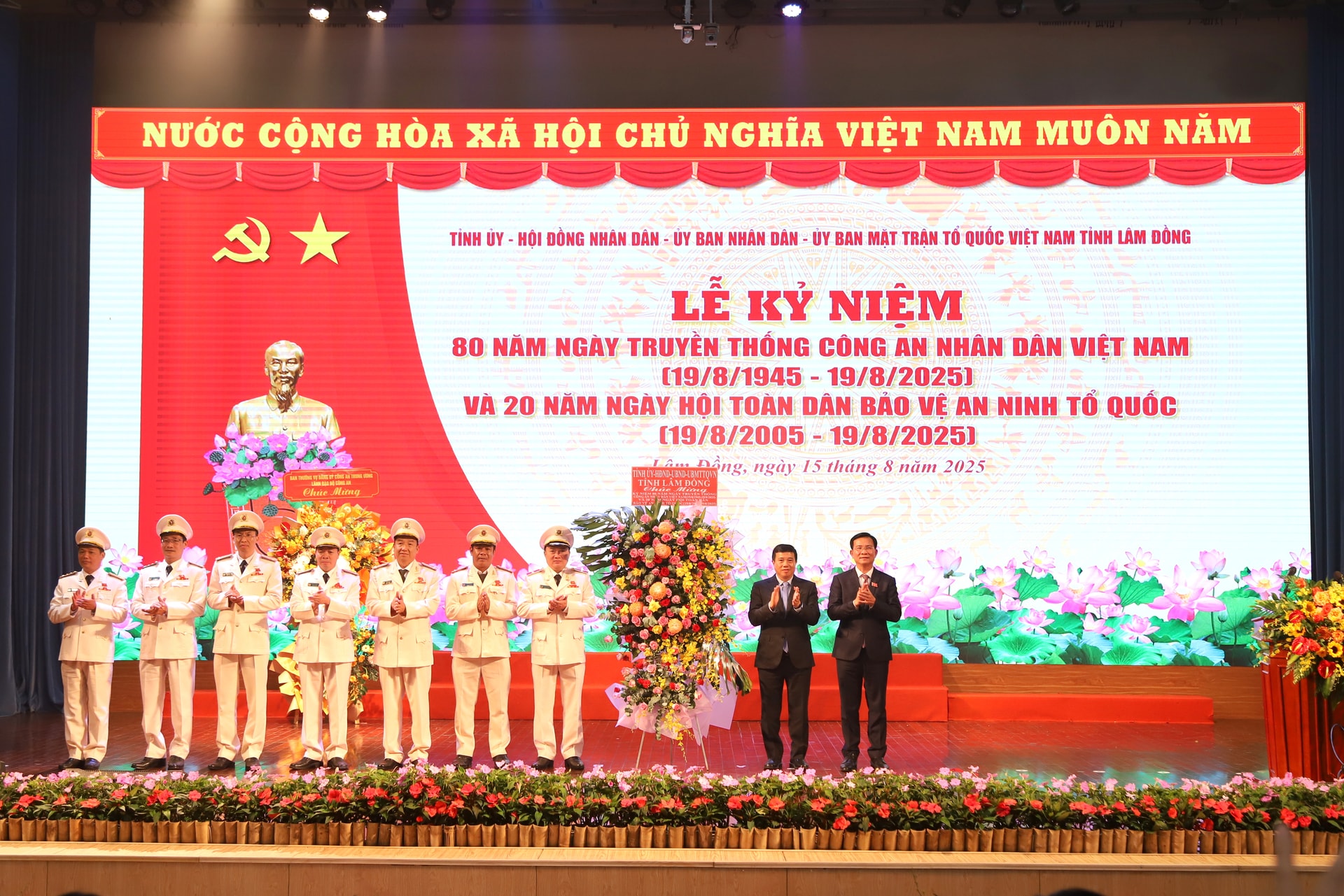 cong-an-lam-dong-4.jpg