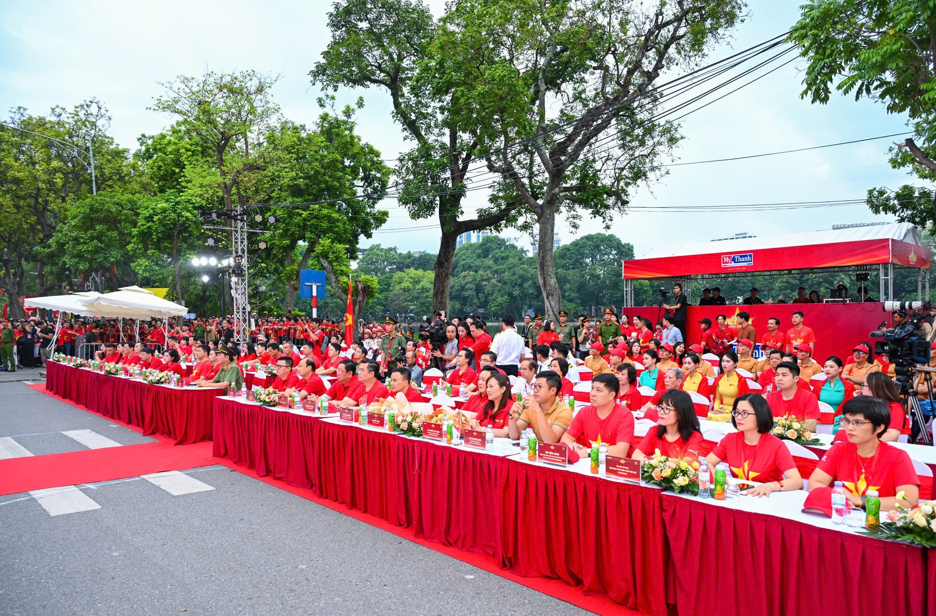 bao-nhan-dan-3.jpg