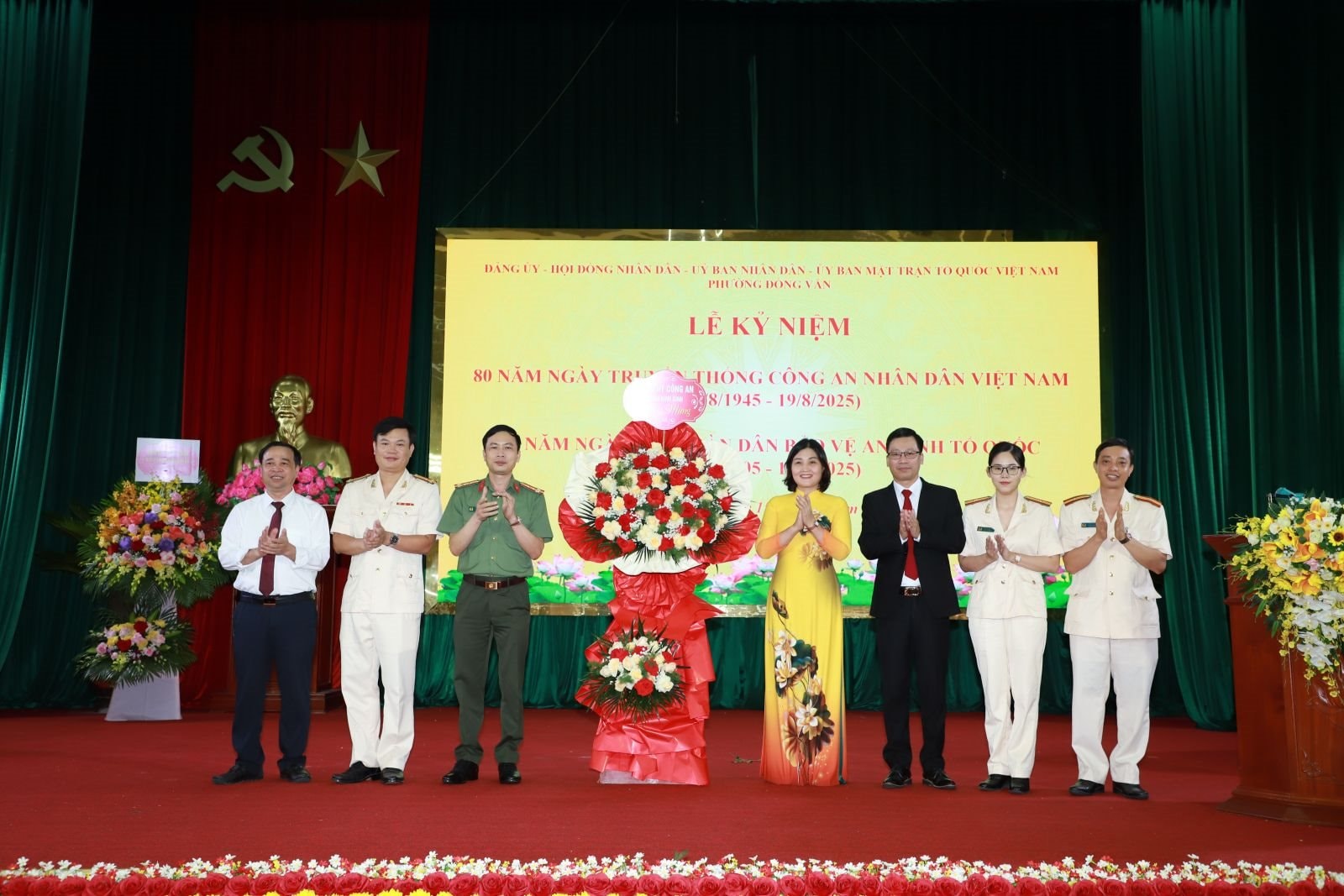 ky_niem_80_nam_ngay_truyen_thong_cand_3.jpg
