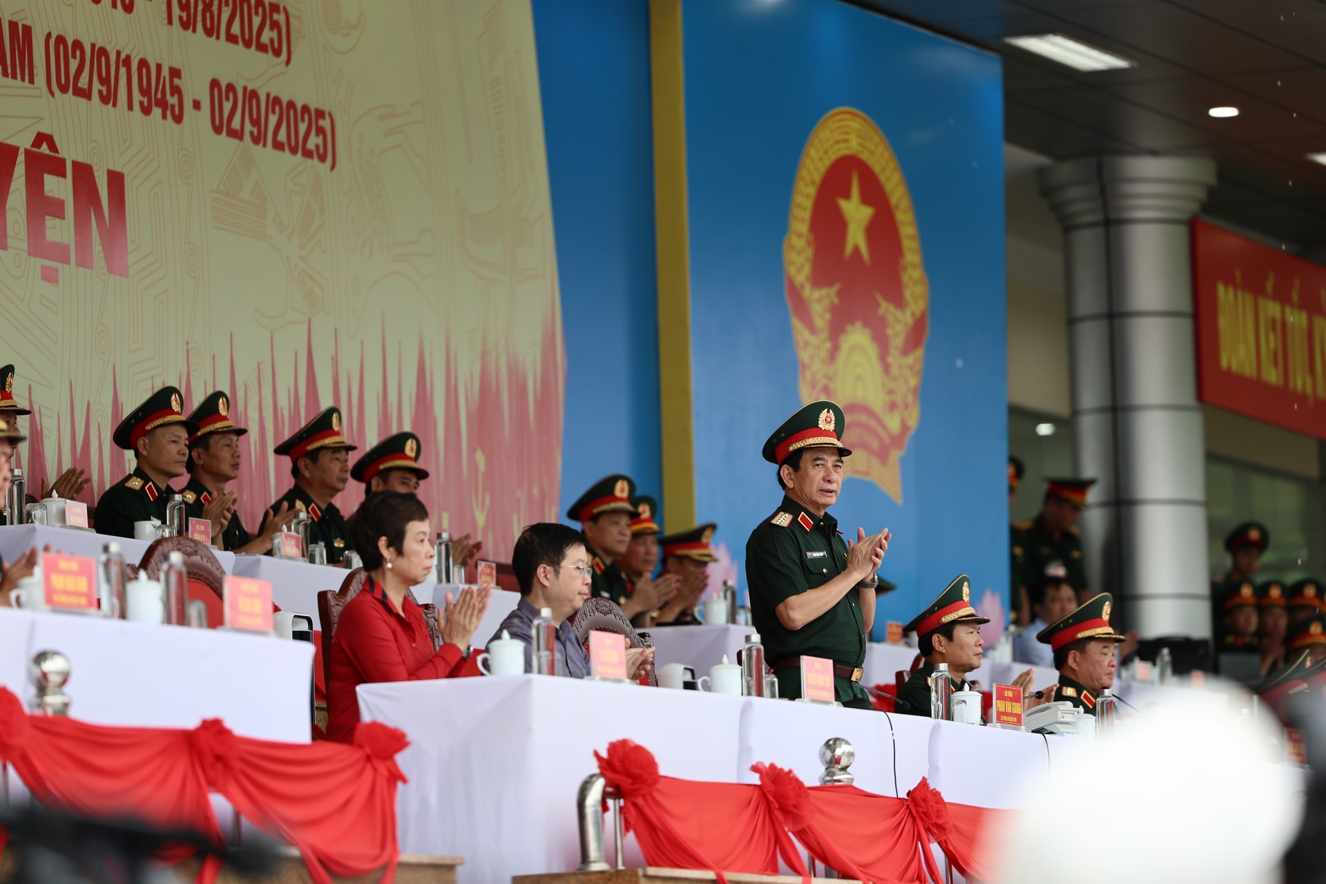 tonghopluyenlan4-10-.jpg