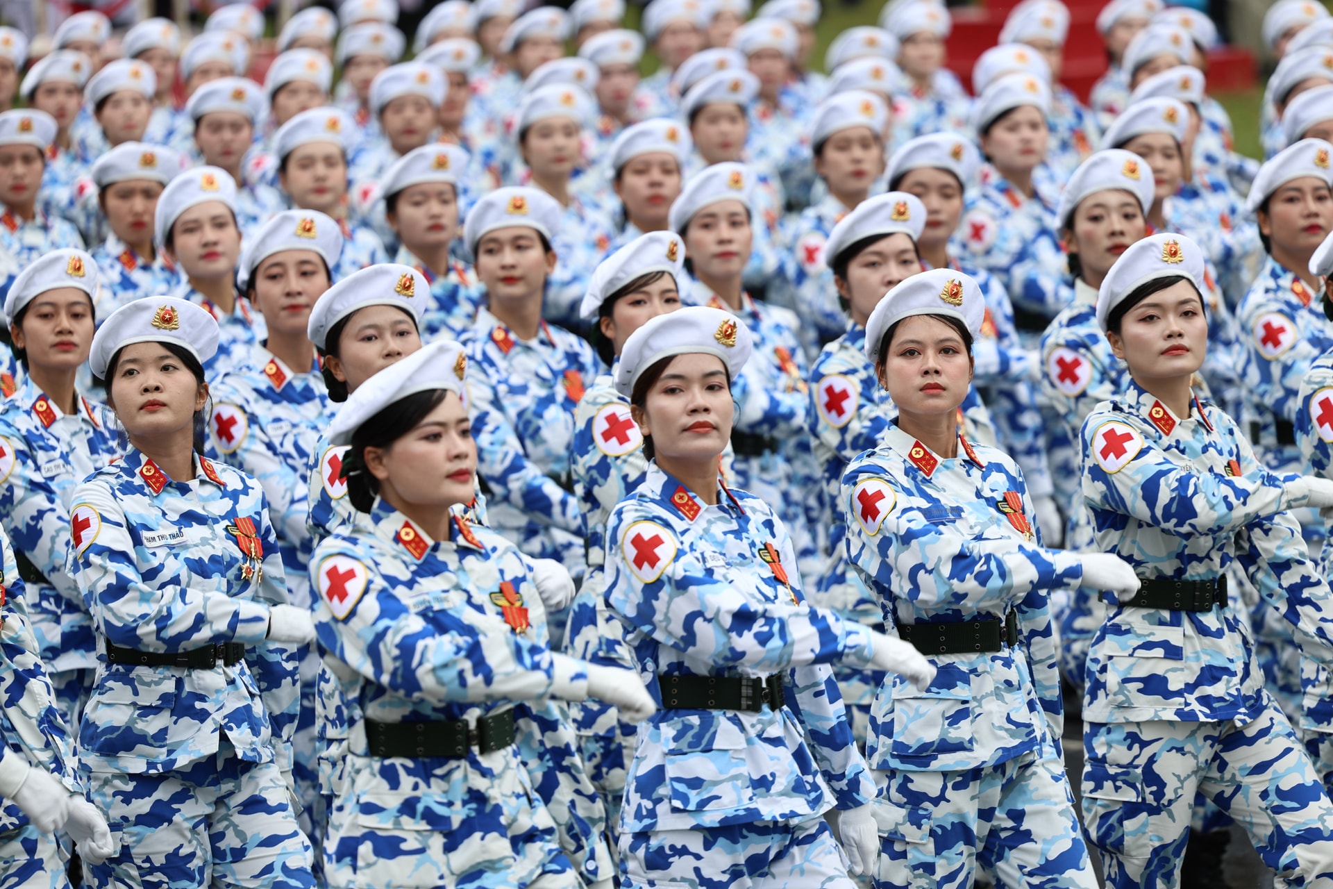 tonghopluyenlan4-13-.jpg