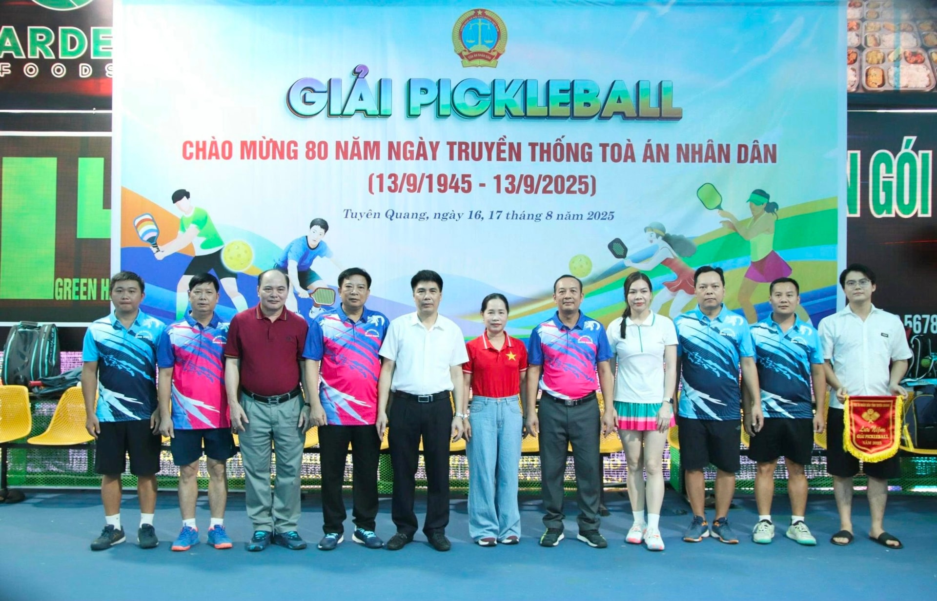 btc-chup-anh-luu-niem-cung-tand-kv-3-tuyen-quang.jpg