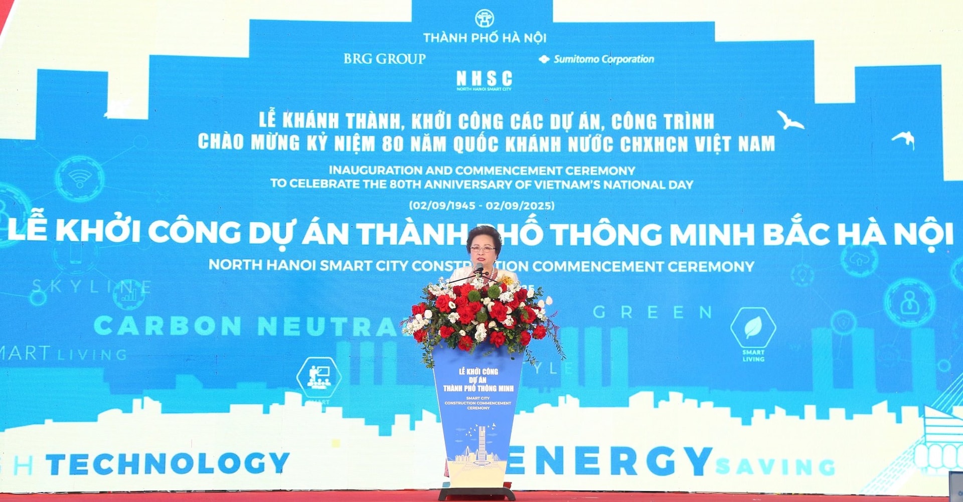 03-madame-nguyen-thi-nga-chu-tich-tap-doan-brg-pho-chu-tich-kiem-tong-giam-doc-cong-ty-thanh-pho-thong-minh-bac-ha-noi-phat-bieu-tai-su-kien.jpg