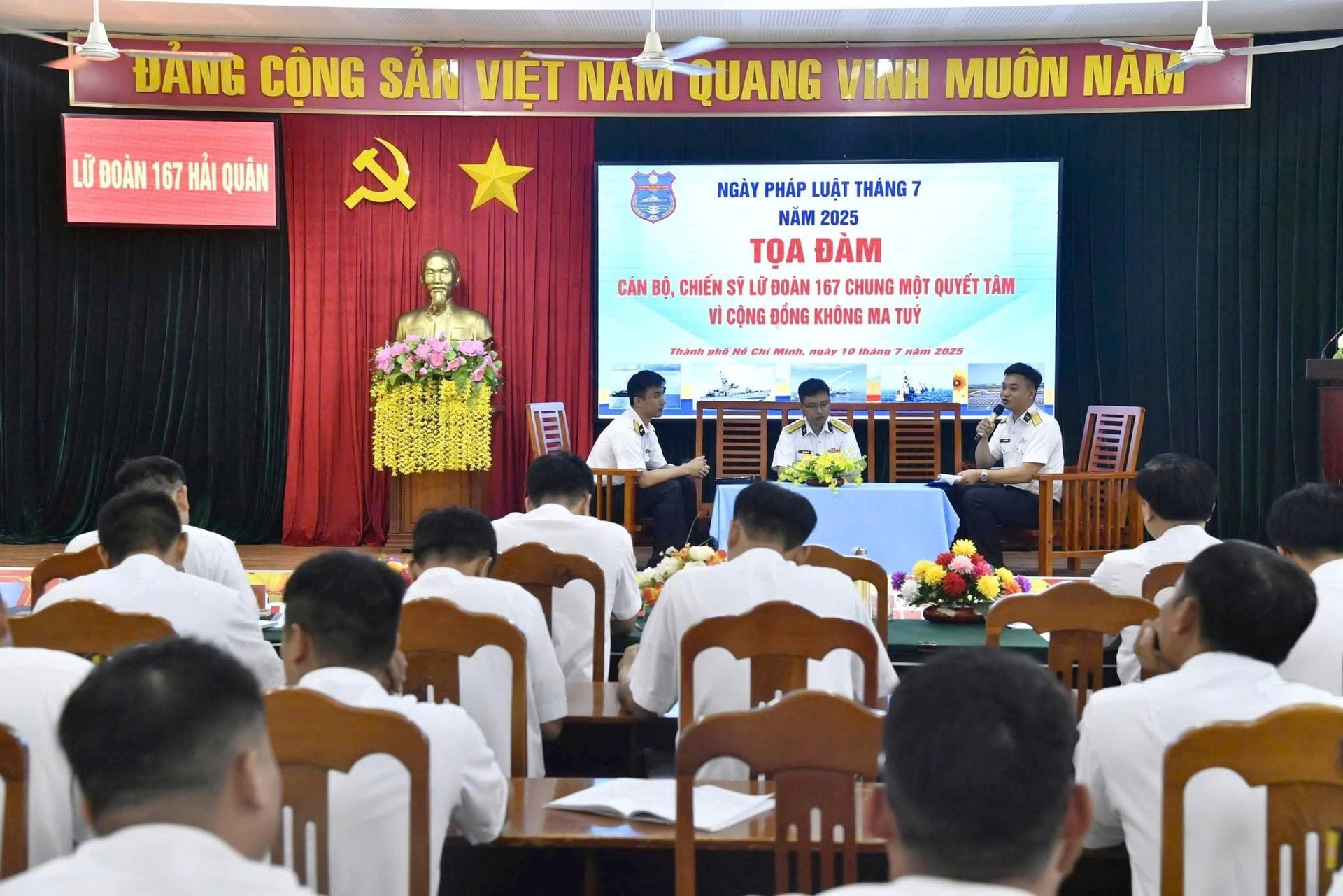 2.-san-khau-hoa-ngay-phap-luat-dang-mang-lai-nhieu-hieu-qua-trong-pbgdpl-tai-lu-doan-167.jpg
