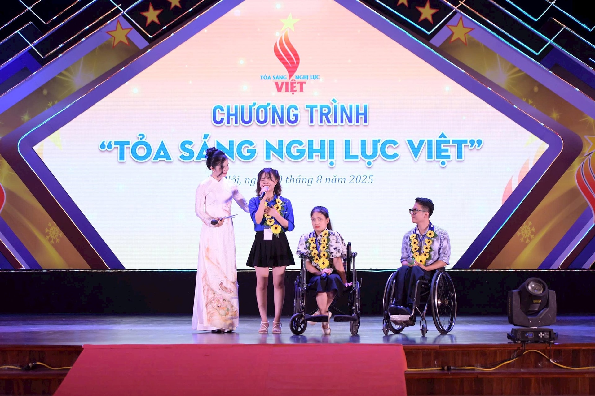 toasangnghilucviet4.jpg