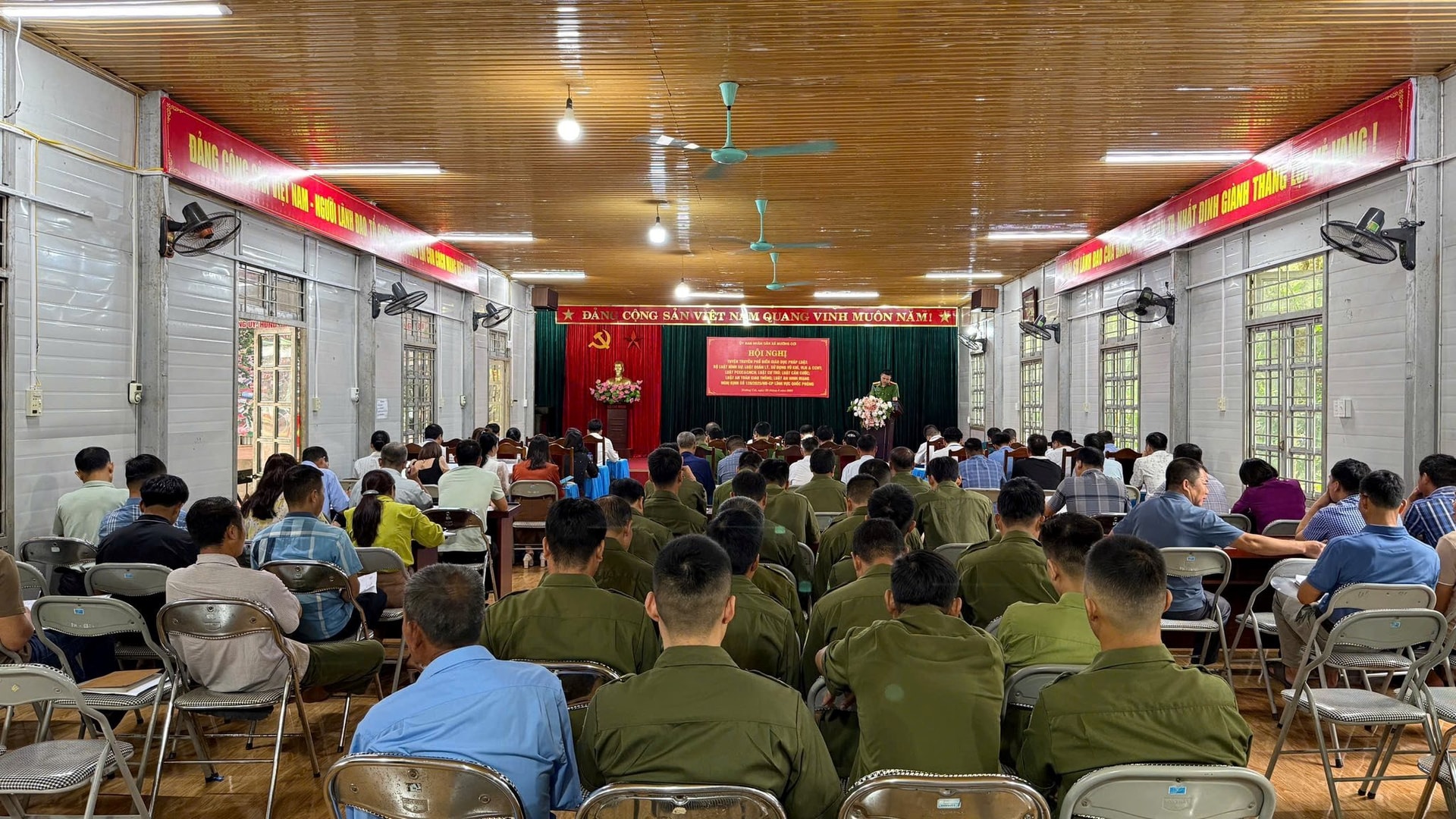 quang-canh.jpg