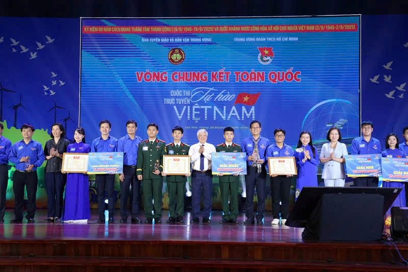 tuhaovietnam-1-.jpg