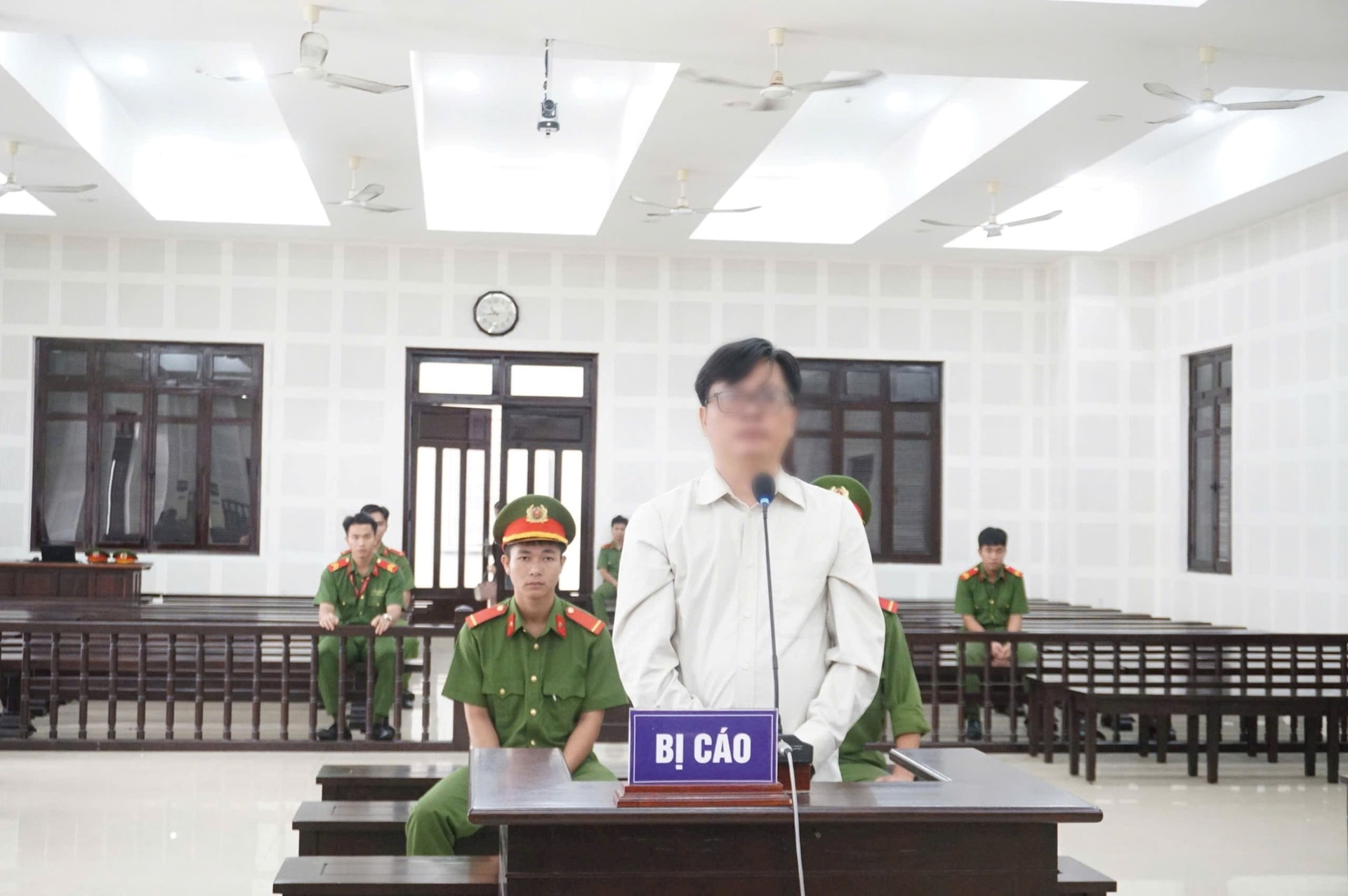 29-8-thanh-tronthue.jpg