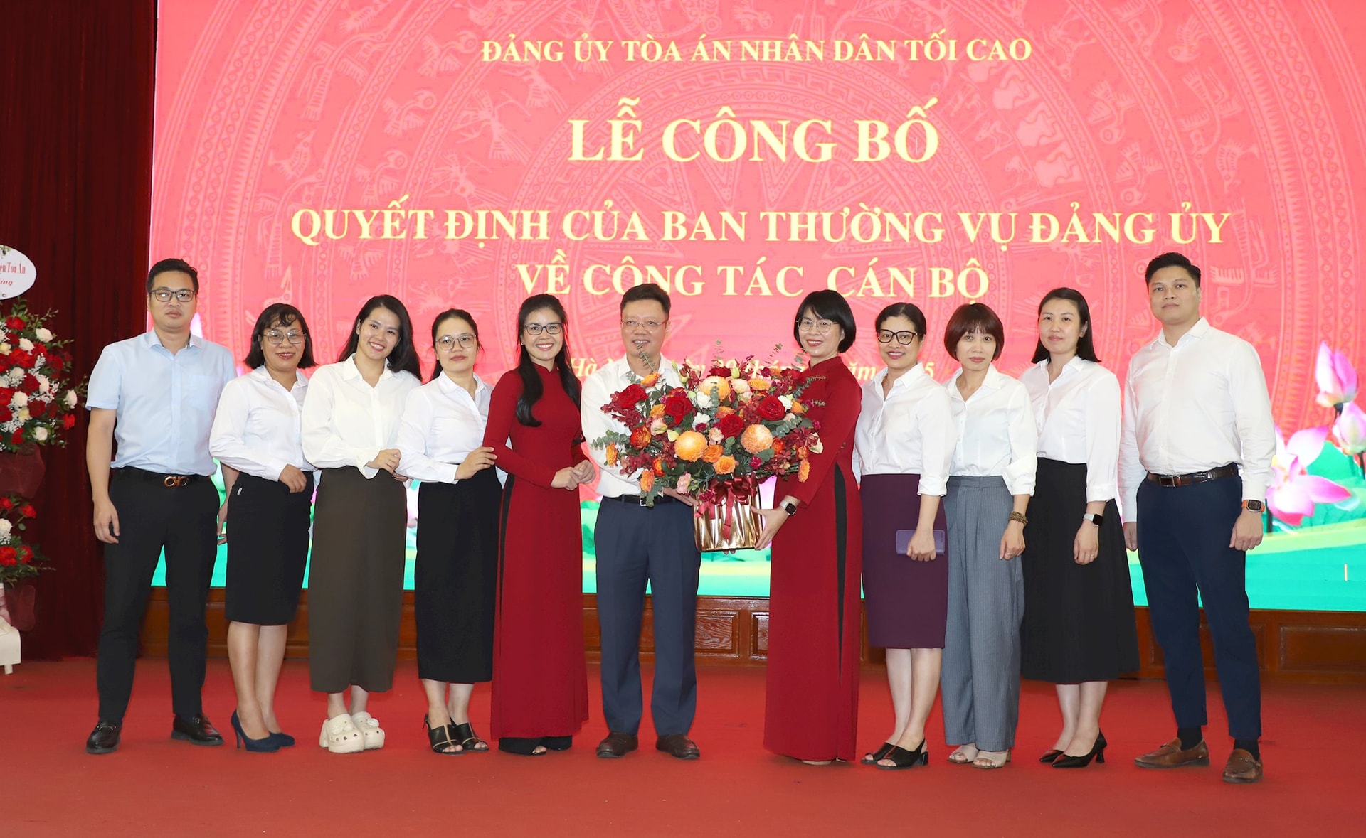 bo-nhiem-vp-dang-uy-6-.jpg