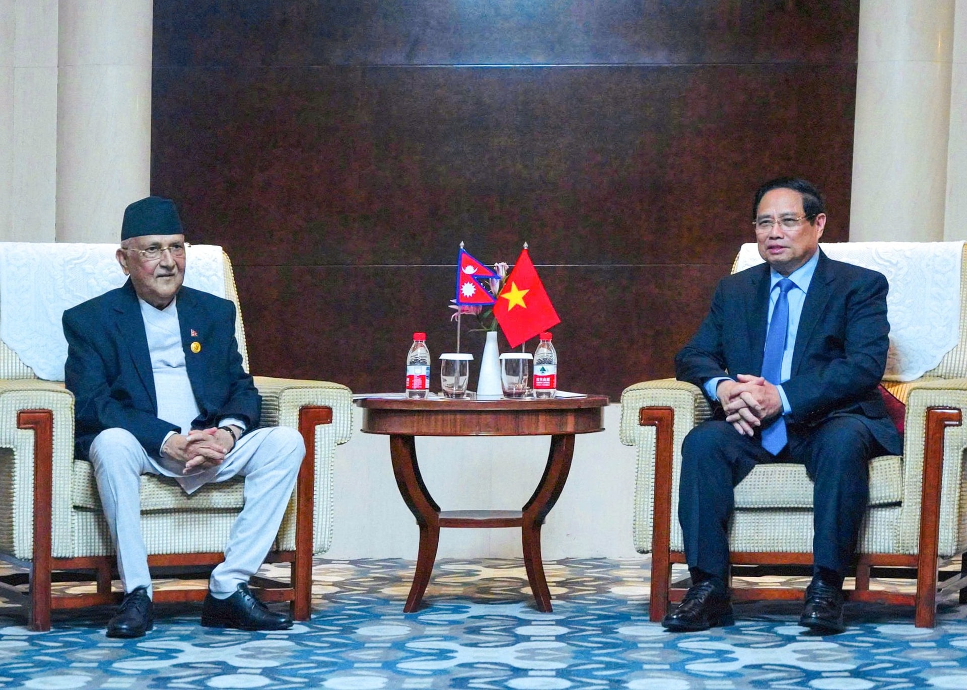 Thủ tướng Nepal: Mong muốn tham khảo kinh nghiệm Việt Nam trong phát triển đất nước- Ảnh 2.