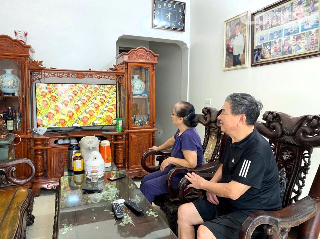 nguoi_dan_xem_dieu_binh_dieu_hanh3(1).jpg