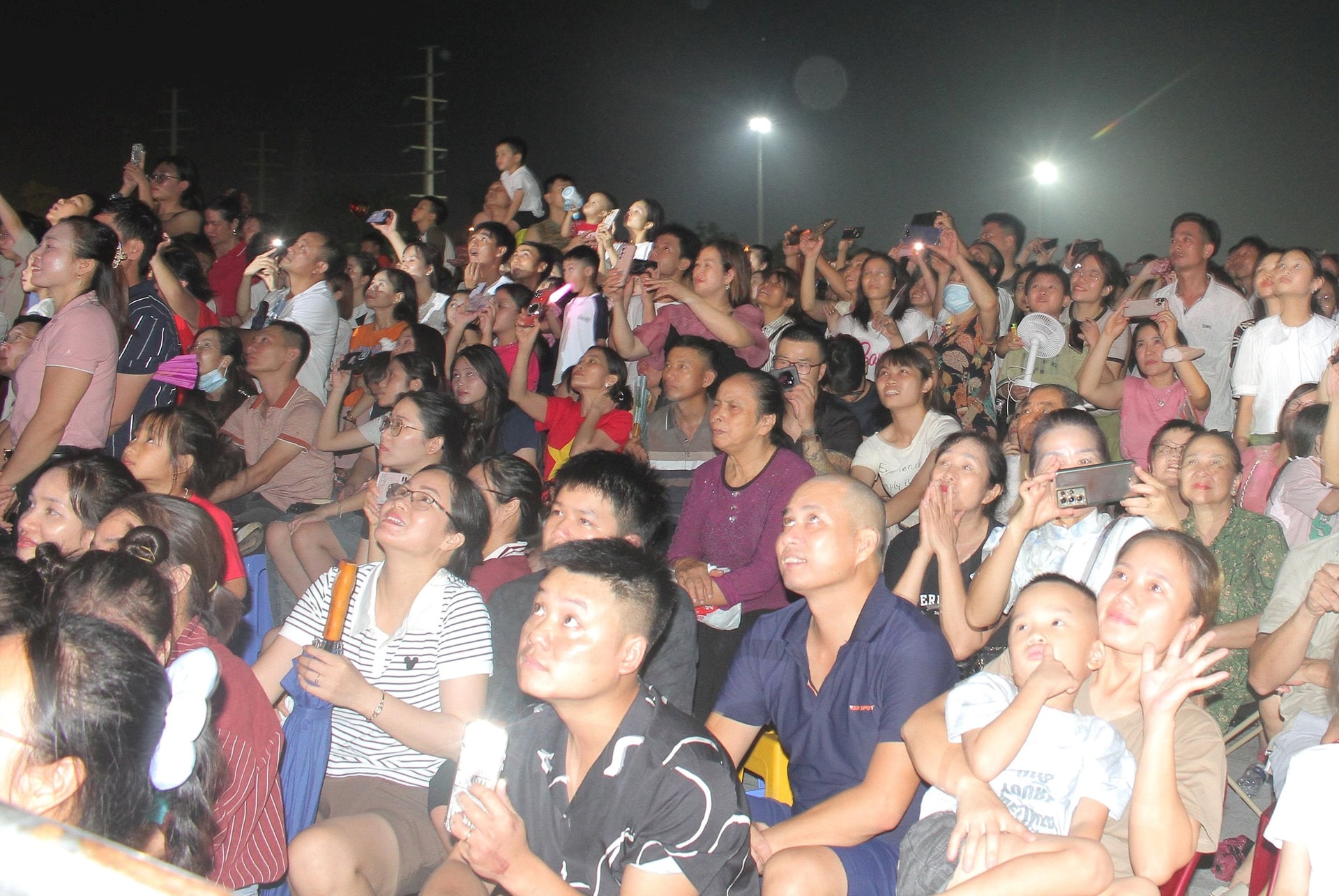 chuong_trinh_nghe_thuat9.jpg