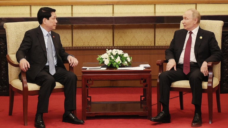 vna-potal-chu-tich-nuoc-luong-cuong-hoi-kien-tong-thong-nga-vladimir-putin-8254460-7445.jpg