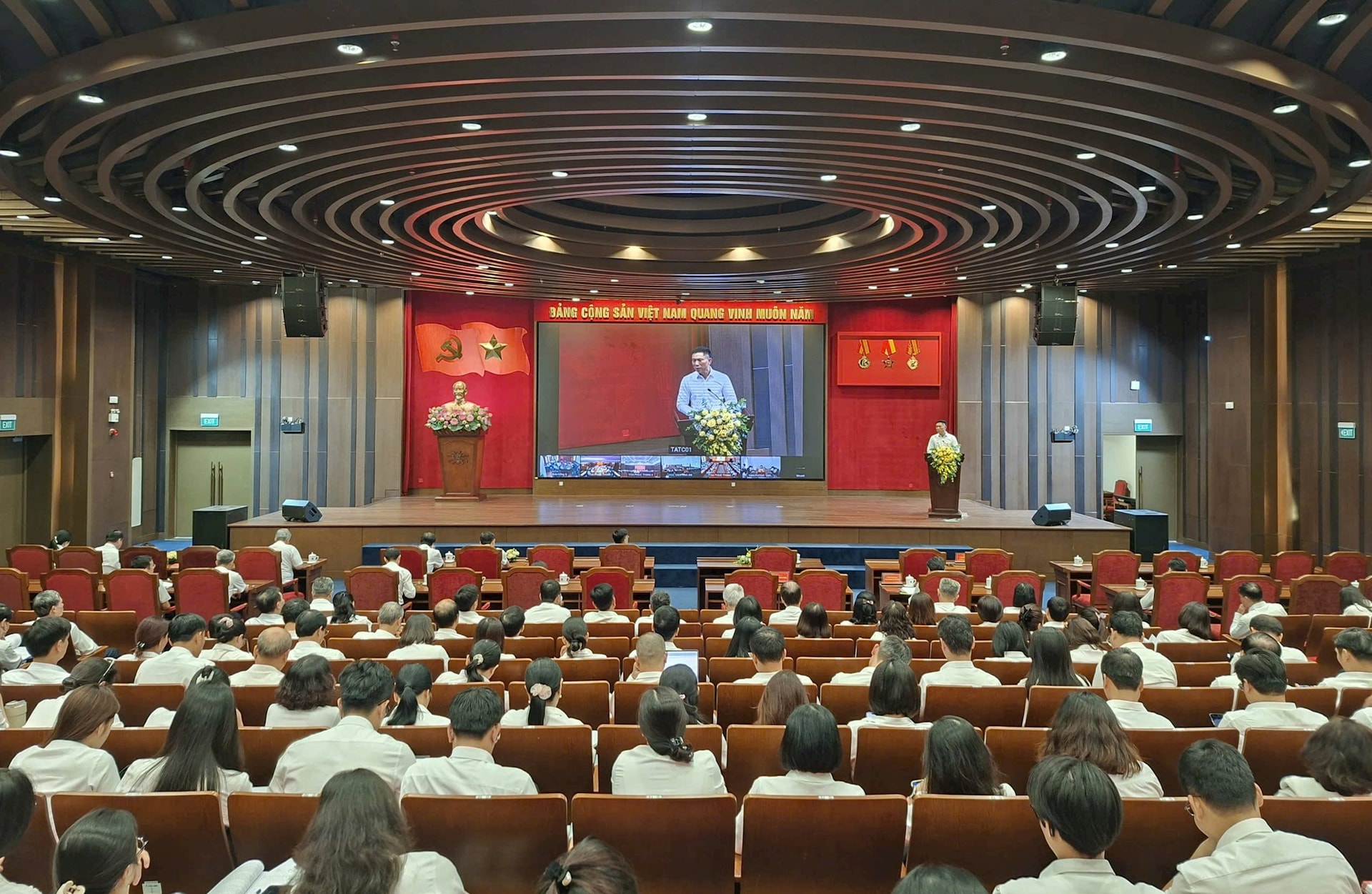 hoi-nghi-quan-triet.jpg