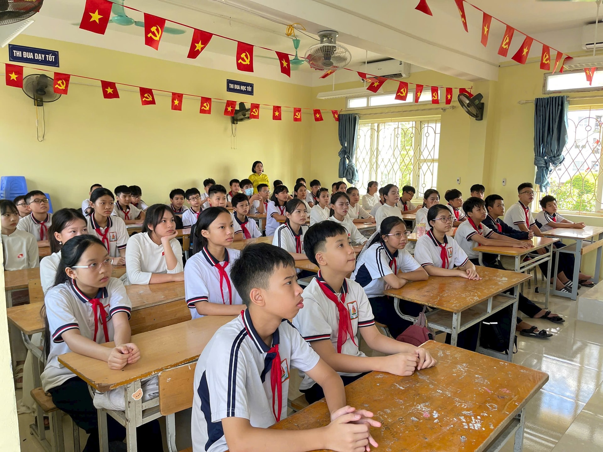 khai-giang.jpg