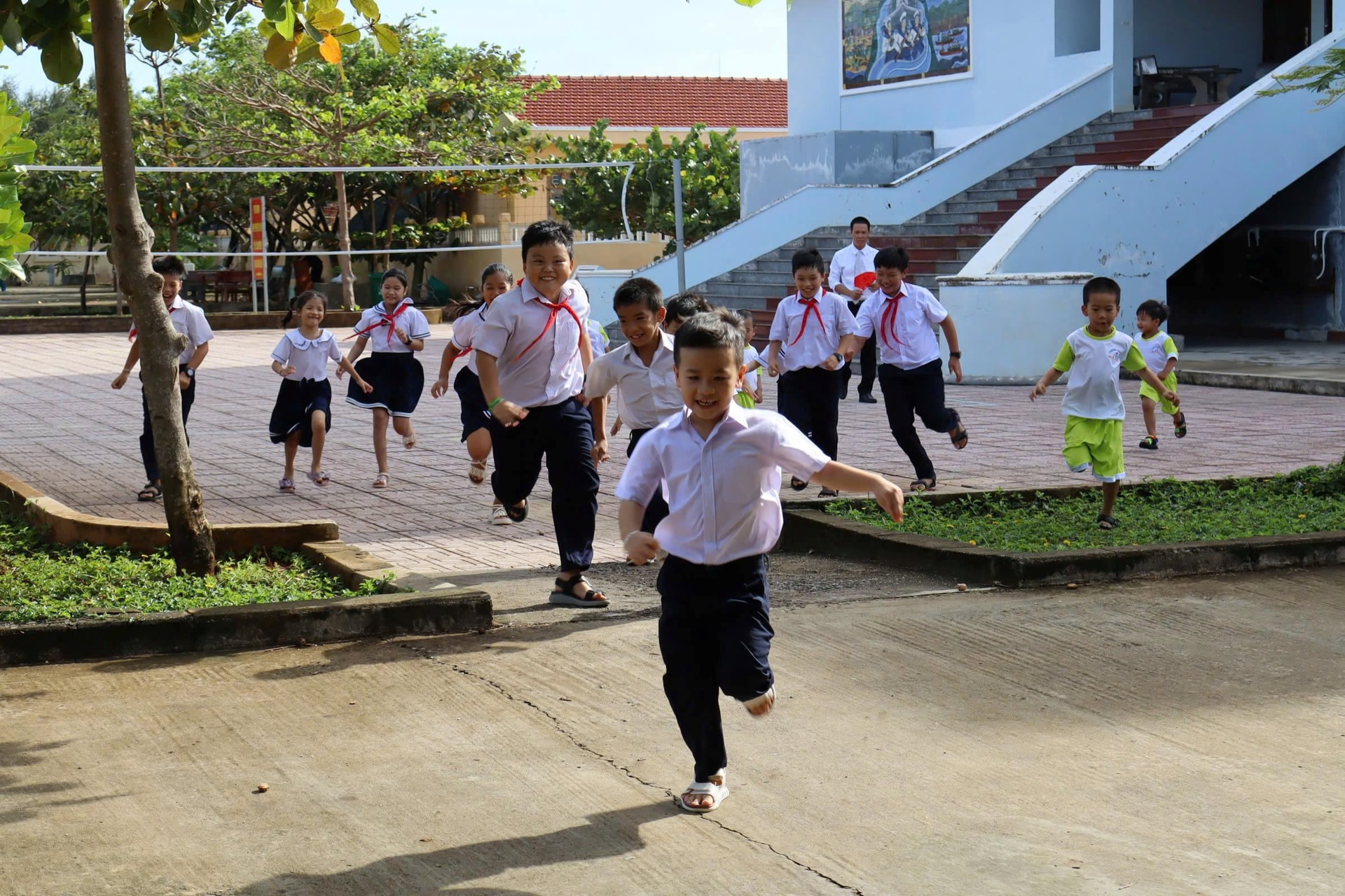niem-vui-toi-truong-tren-dac-khu-truong-sa.jpg