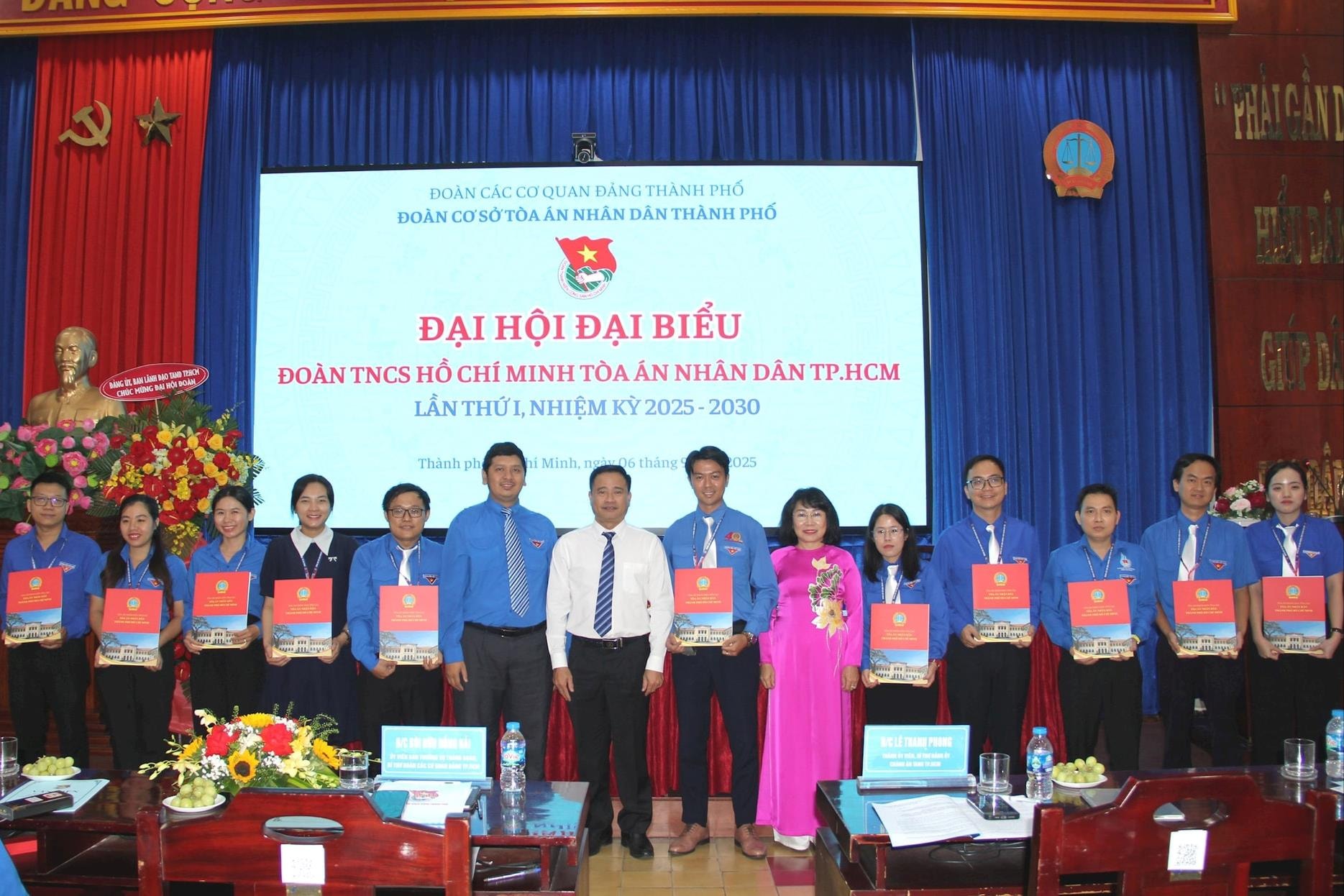 trao-quyet-dinh-chi-dinh-bch(1).jpg