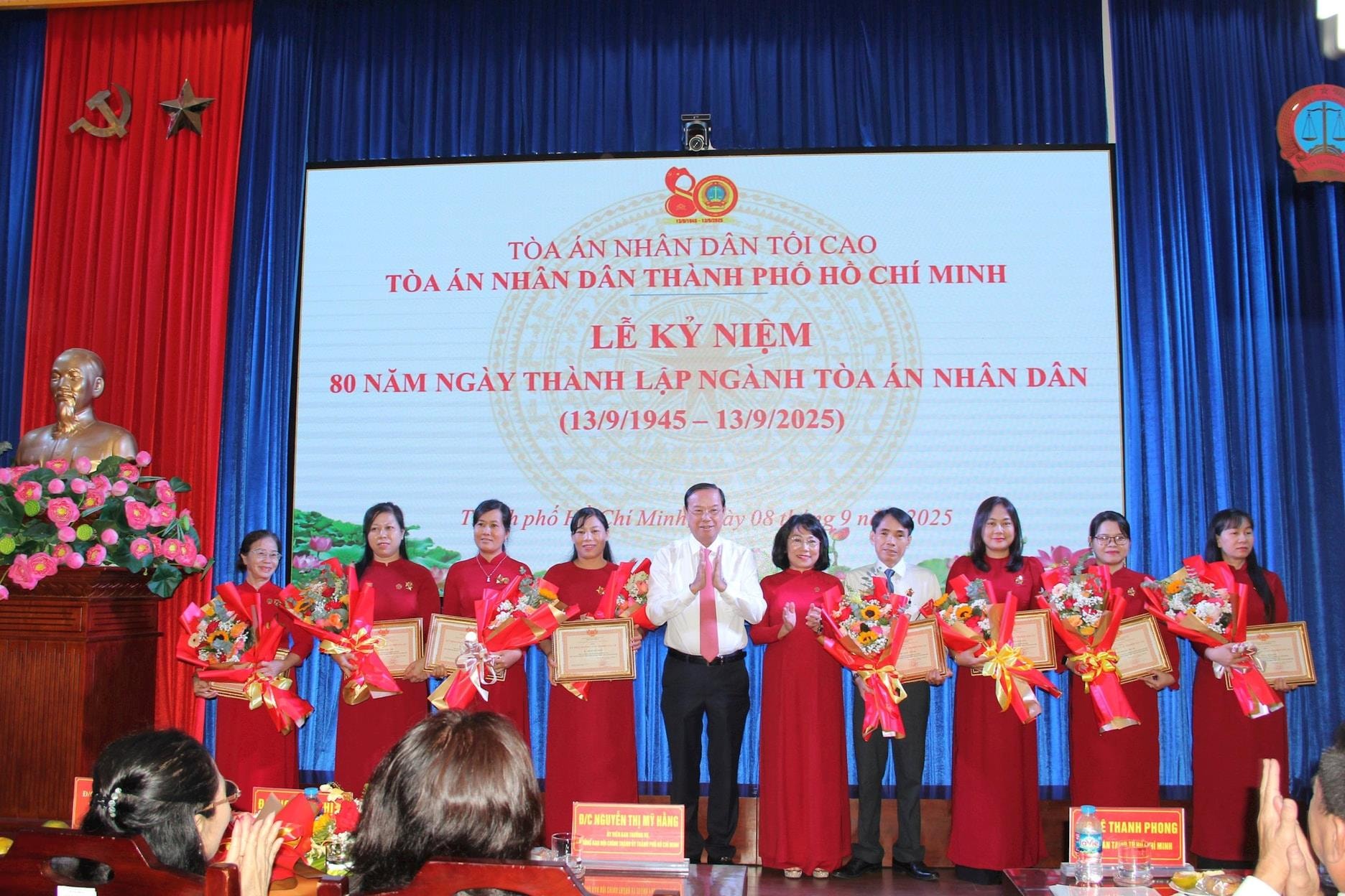 ky-niem-chuong-2(1).jpg