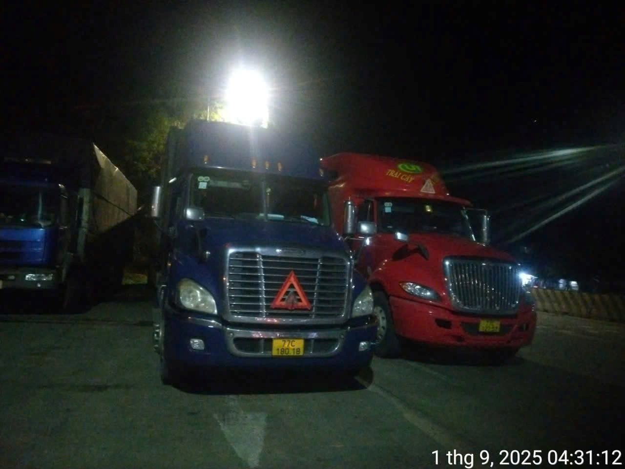 z6989727663096_58eb727be0d72fffa70c3ca6f5e4b3a7.jpg