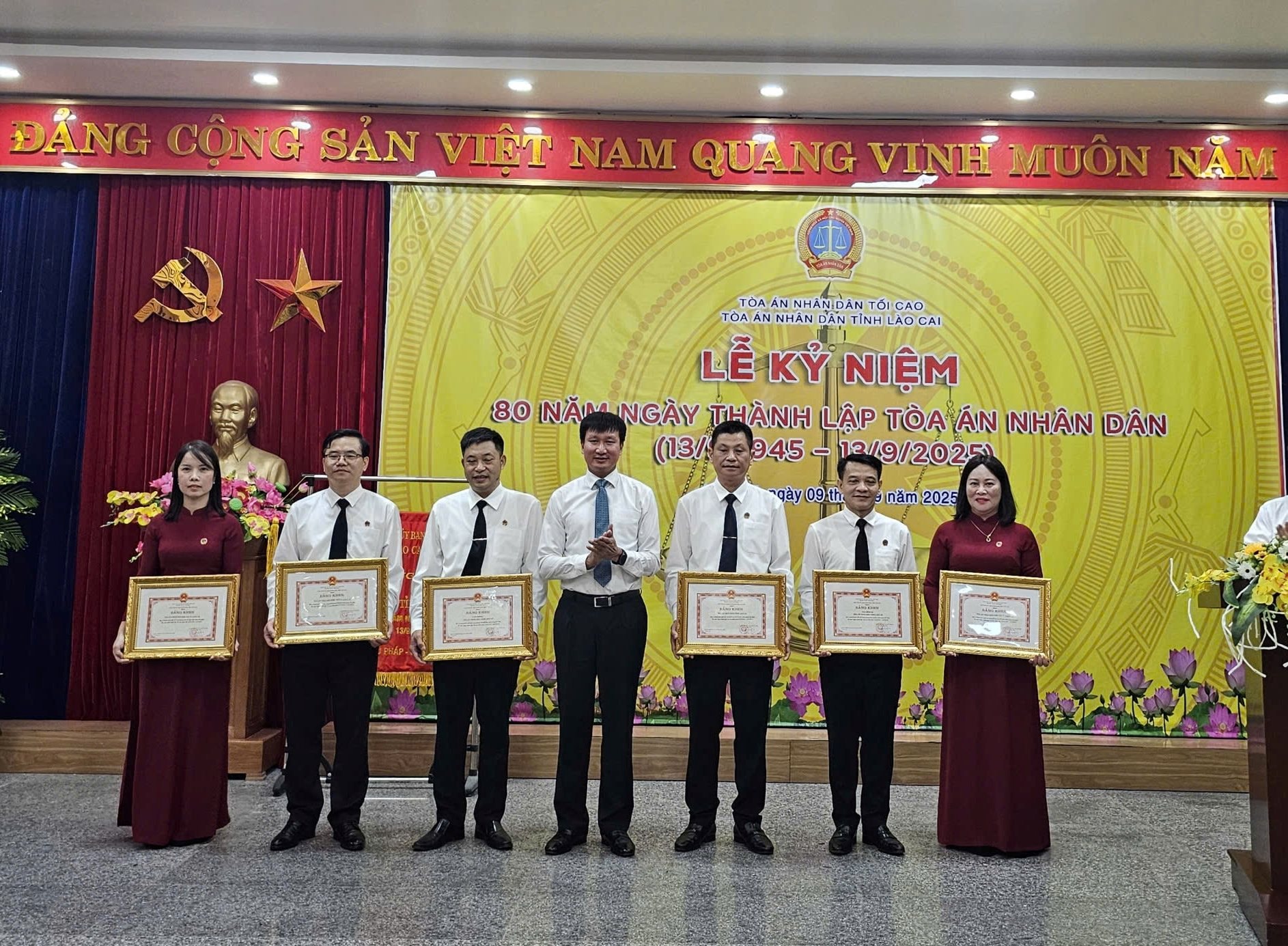 6-ca-nhan.jpg
