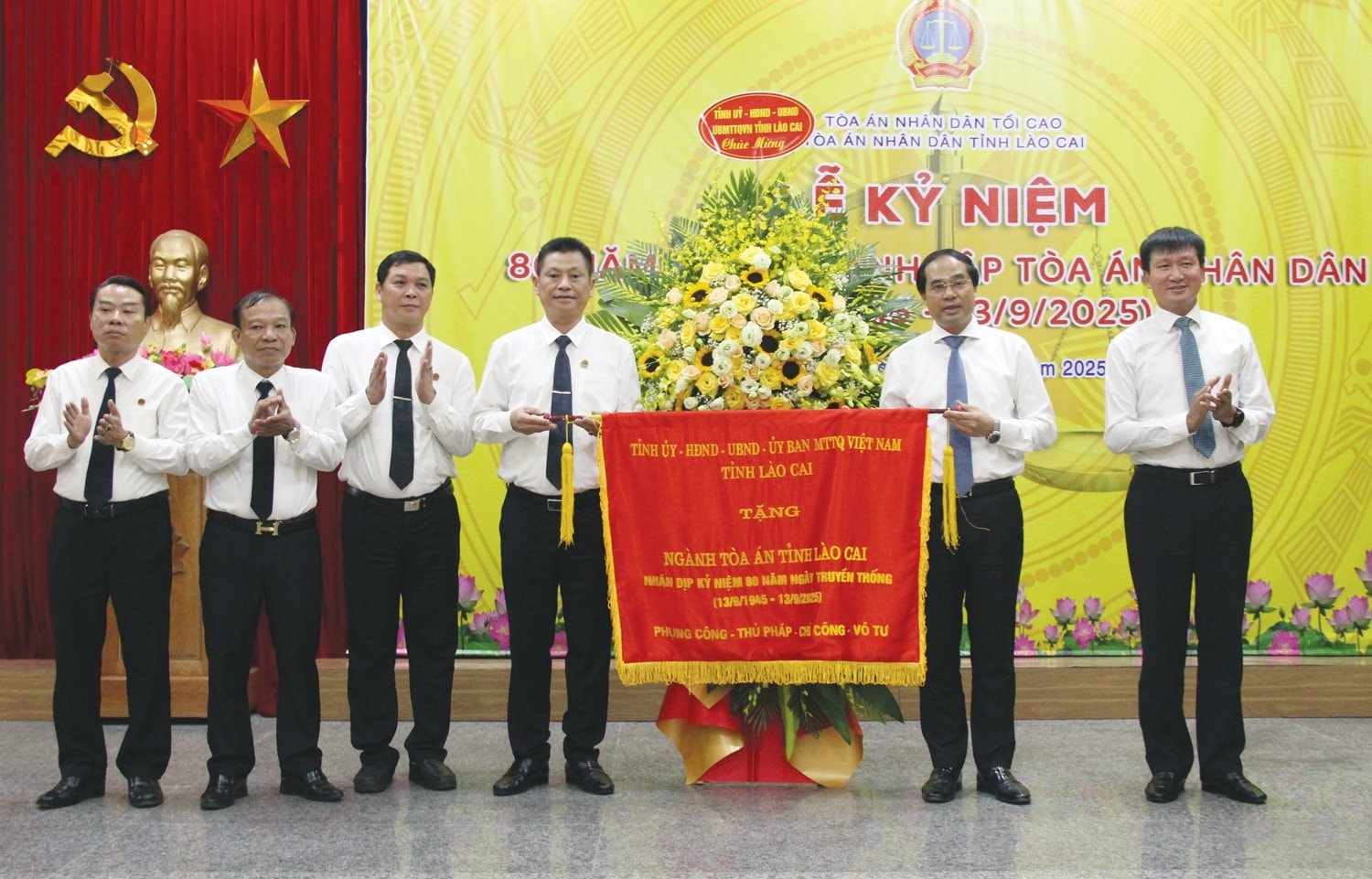 tand-ky-niem-80-nam-lao-cai-2(1).jpg