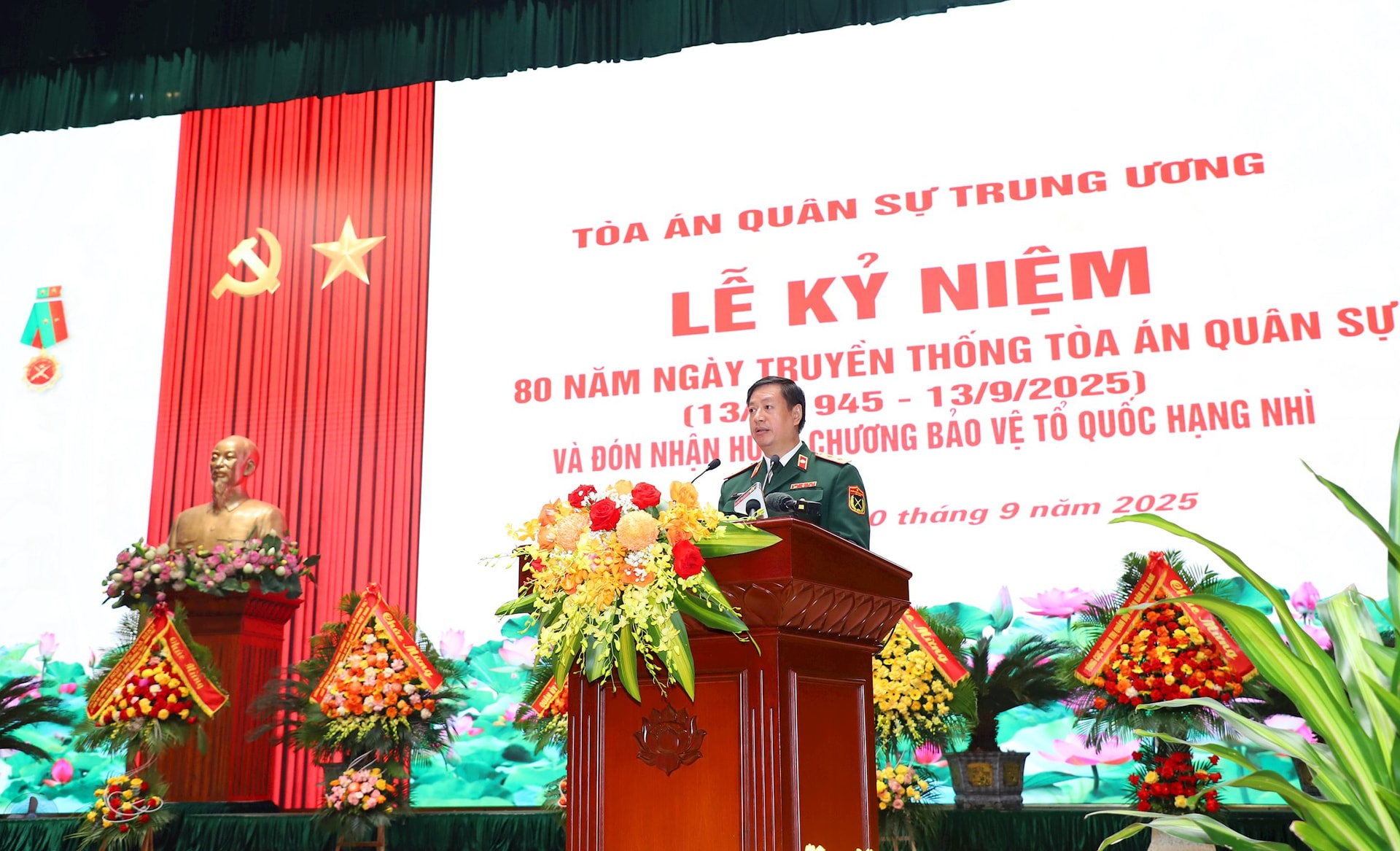 taqs-80-nam-2-(2).jpg