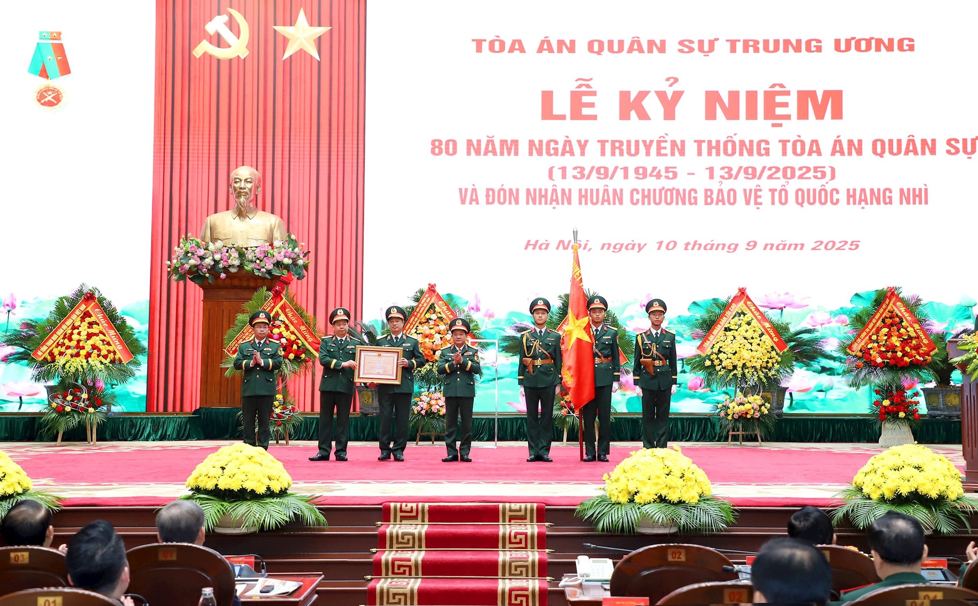 taqs-80-nam-4-.jpg
