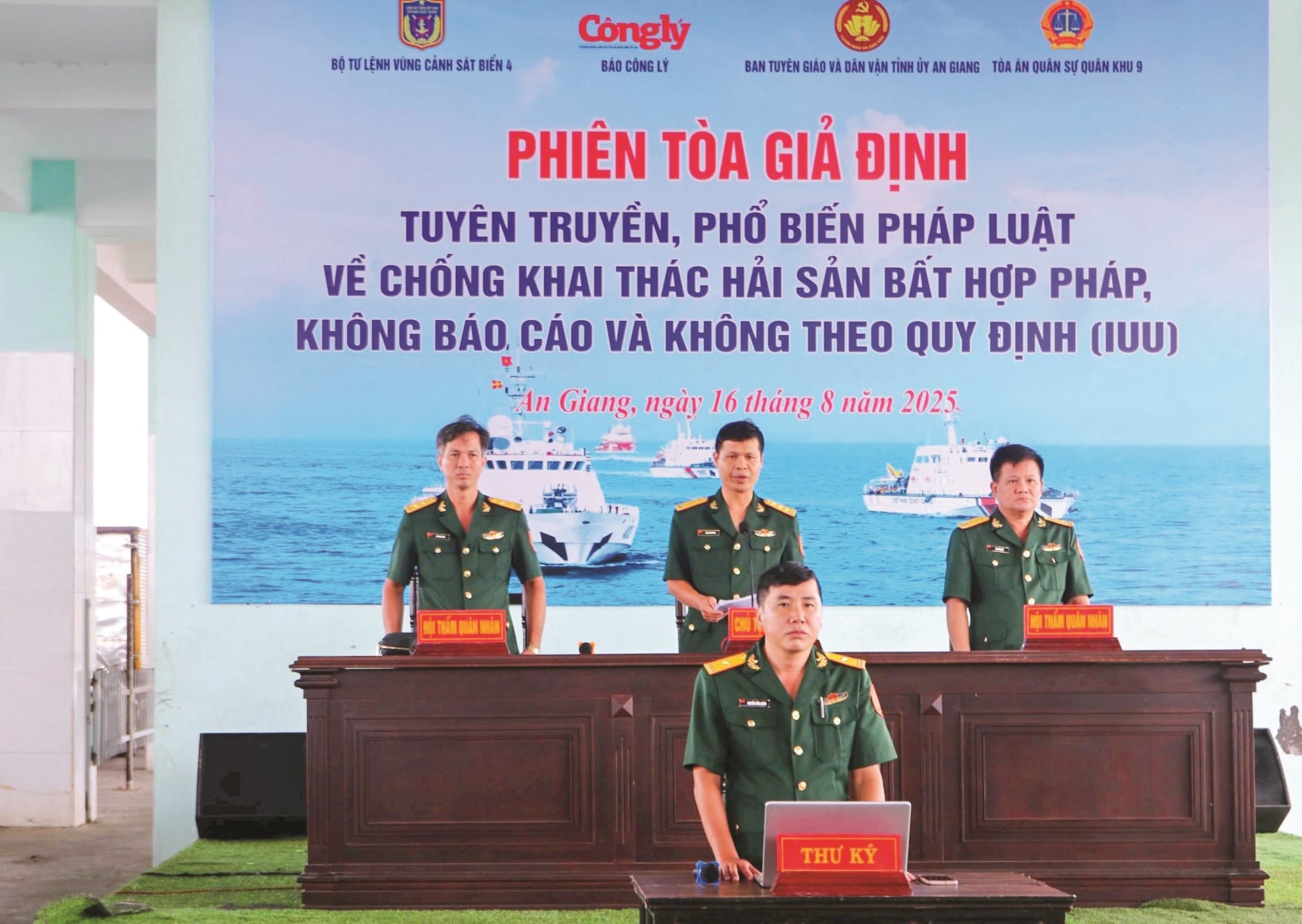 taqs-hai-cap-quan-khu-9-da-dang-hinh-thuc-giao-duc-phap-luat-1-.jpg