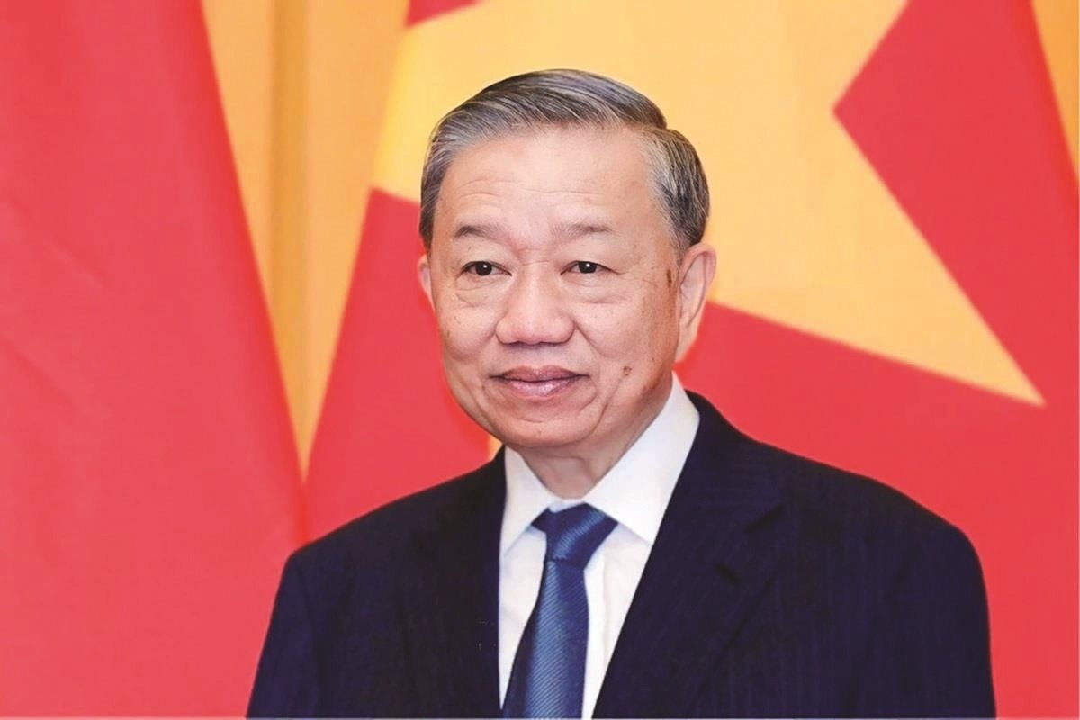 tong_bi_thu_to_lam.png.jpg