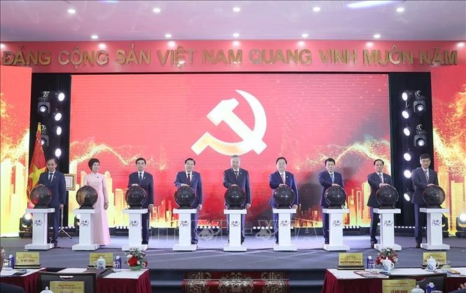 Tổng Bí thư Tô Lâm: Thông tấn xã Việt Nam tiếp tục khẳng định vai trò là cơ quan thông tin chiến lược, tin cậy của Đảng và Nhà nước- Ảnh 4.