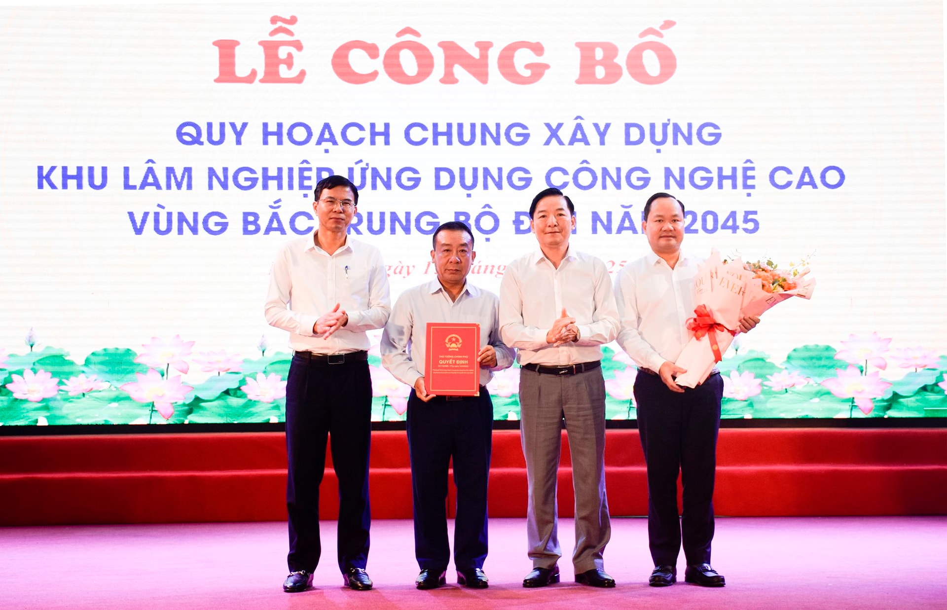 cong-bo-quyet-dinh.jpg