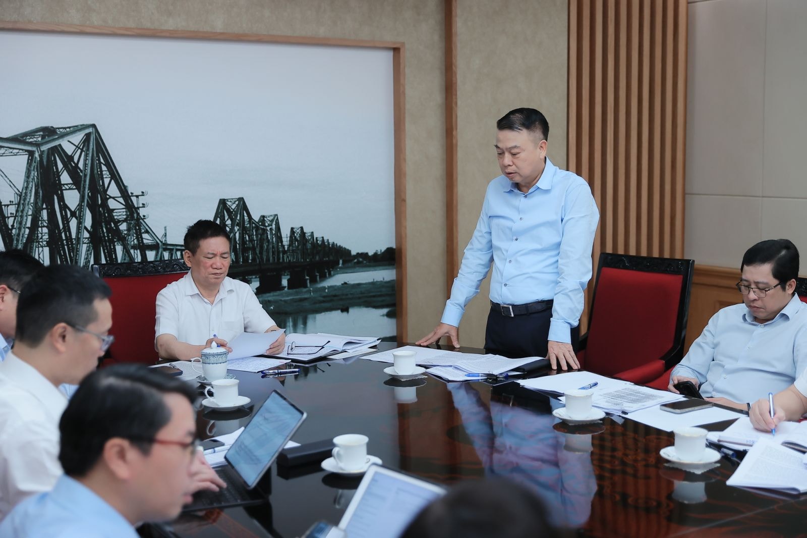 Phó Thủ tướng Hồ Đức Phớc chủ trì cuộc họp về điều hành chính sách tiền tệ, quản lý thị trường vàng- Ảnh 2.