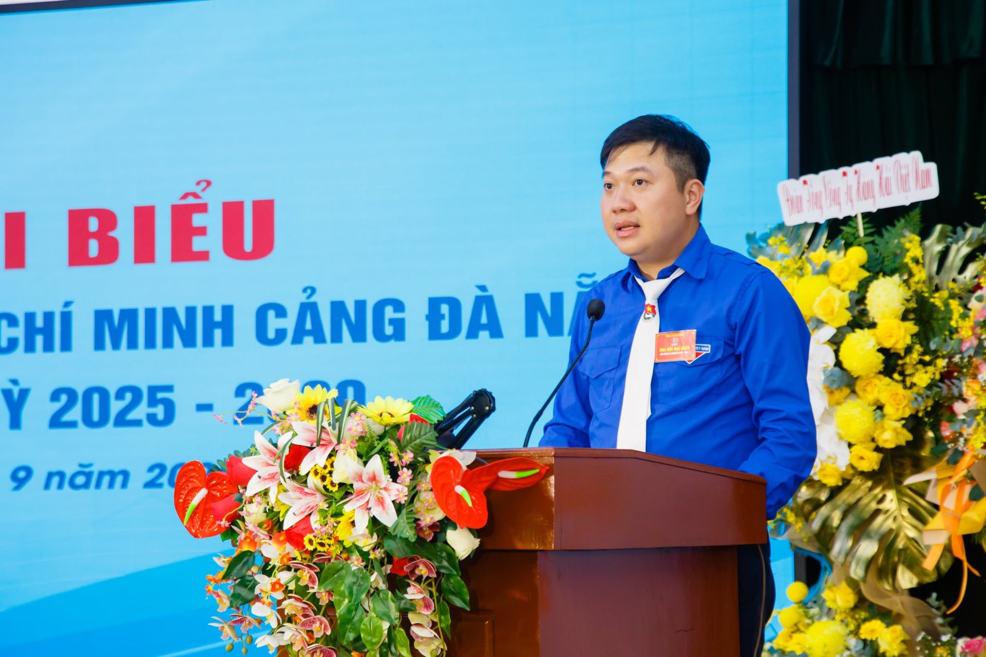 doan-thanh-nien-cang-da-nang6.jpg