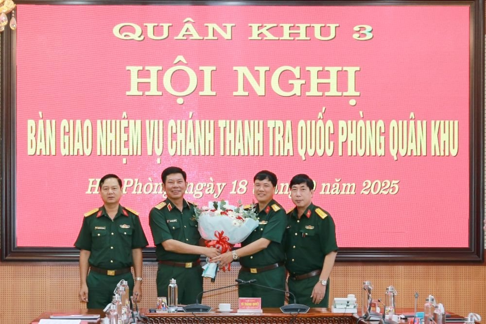 2bg180925.jpg