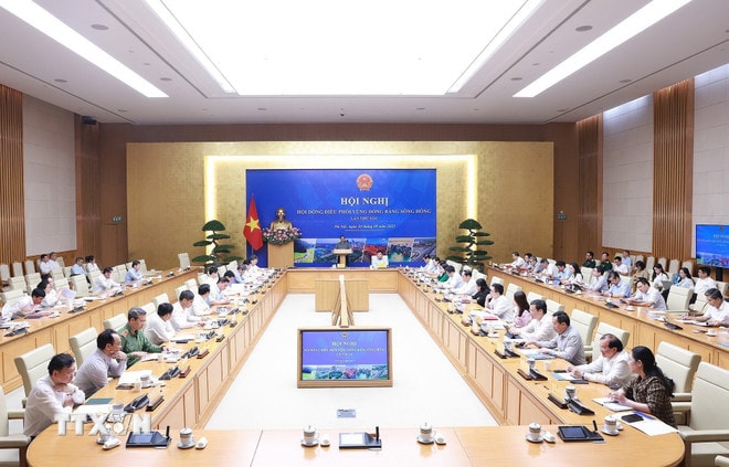 ttxvn-thu-tuong-hoi-nghi-hoi-dong-vung-dong-bang-song-hong-4.jpg
