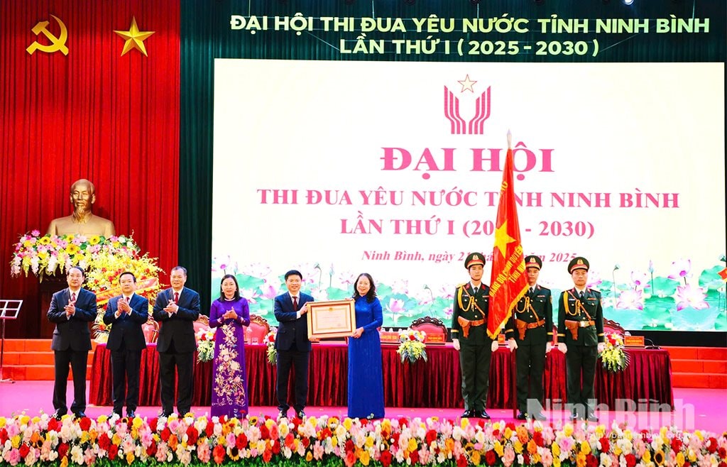 pho_chu_tich_nuoc_vo_thi_anh_xuan_du_dai_hoi.jpg