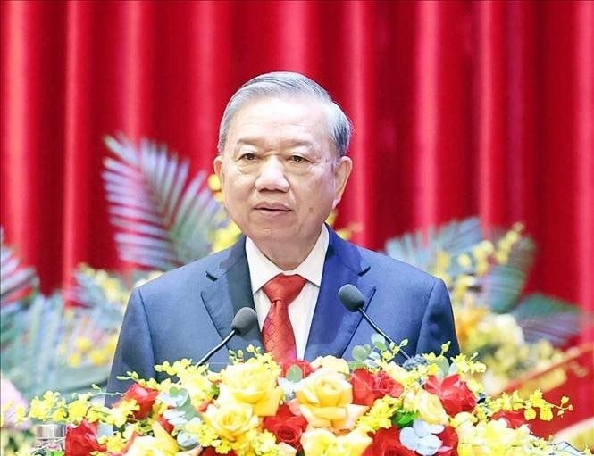 vnapotaltongbithutolamdudaihoidaibieudangbocaccoquandangtrunguonglanthunhatstand-17586879184081680557170.jpg