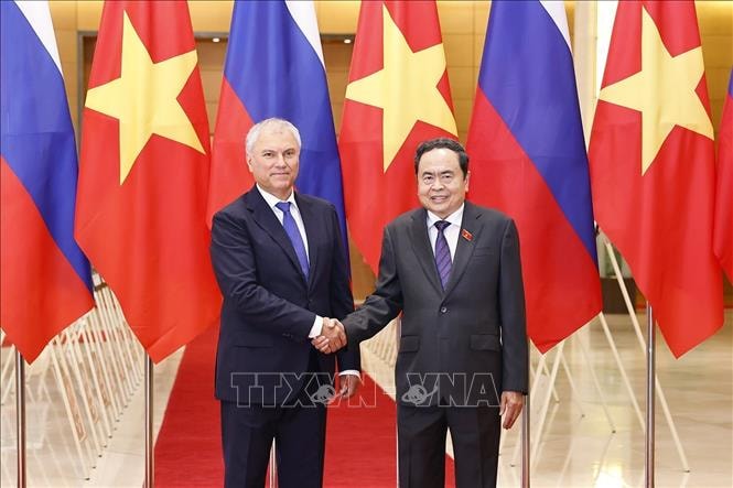 Chủ tịch Quốc hội Trần Thanh Mẫn hội đàm với Chủ tịch Duma Quốc gia Nga Vyacheslav Volodin- Ảnh 2.