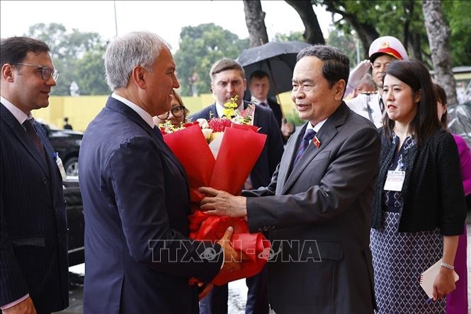 Chủ tịch Quốc hội Trần Thanh Mẫn hội đàm với Chủ tịch Duma Quốc gia Nga Vyacheslav Volodin- Ảnh 1.