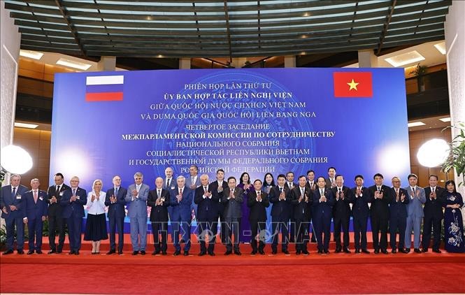 Chủ tịch Quốc hội Trần Thanh Mẫn hội đàm với Chủ tịch Duma Quốc gia Nga Vyacheslav Volodin- Ảnh 5.
