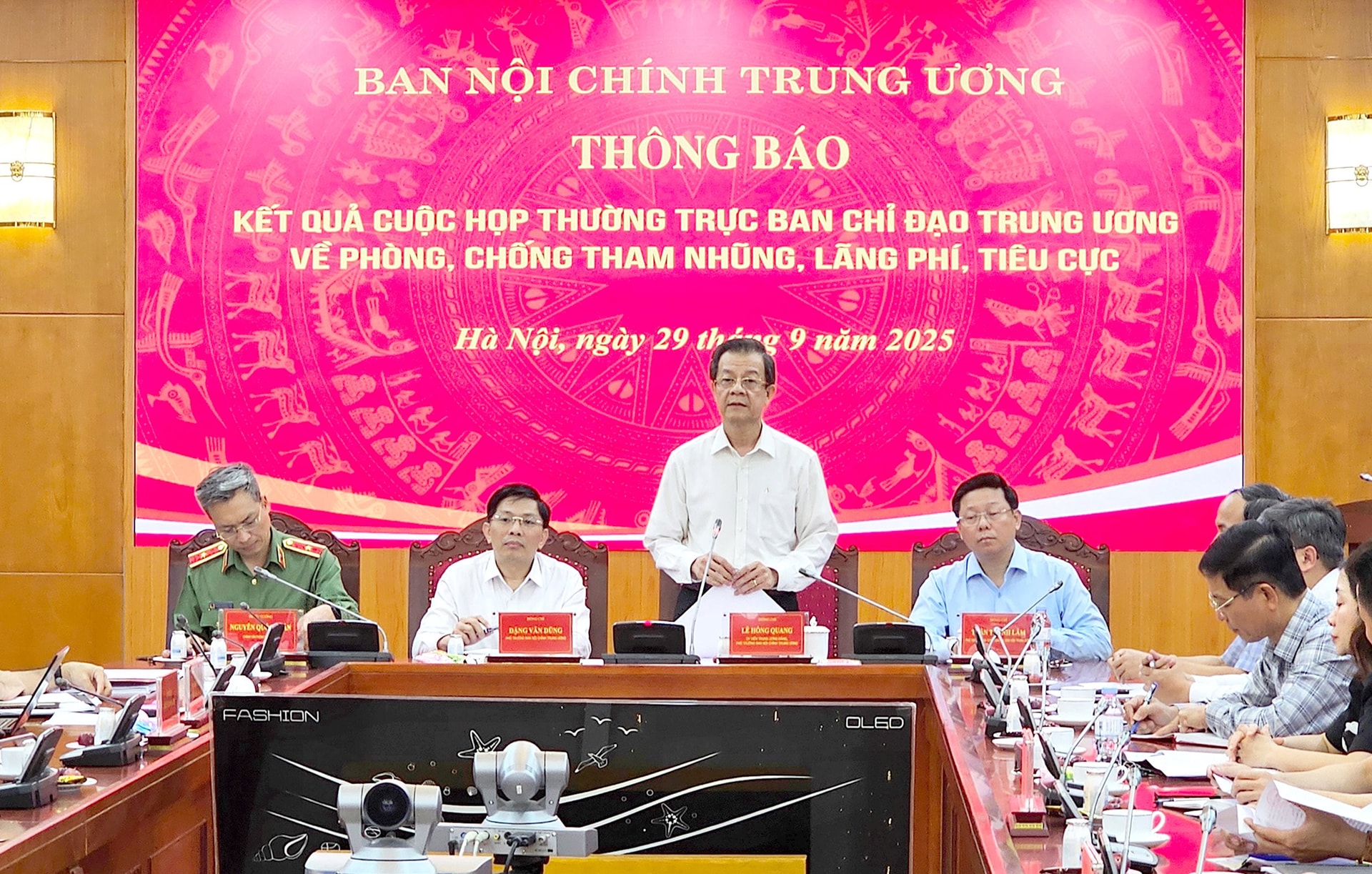 ban-noi-chinh-tw-3-(1).jpg