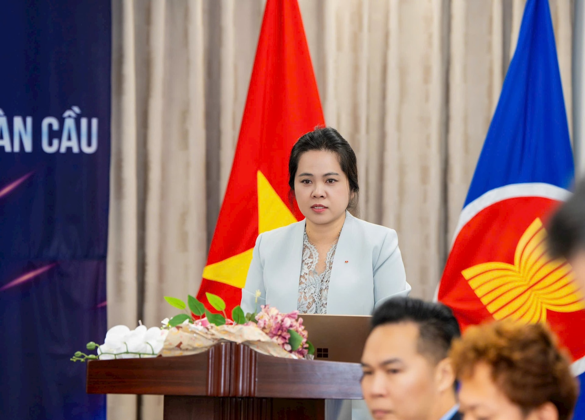 tls-vu-chi-mai-phat-bieu-17591354962131429360781.jpg