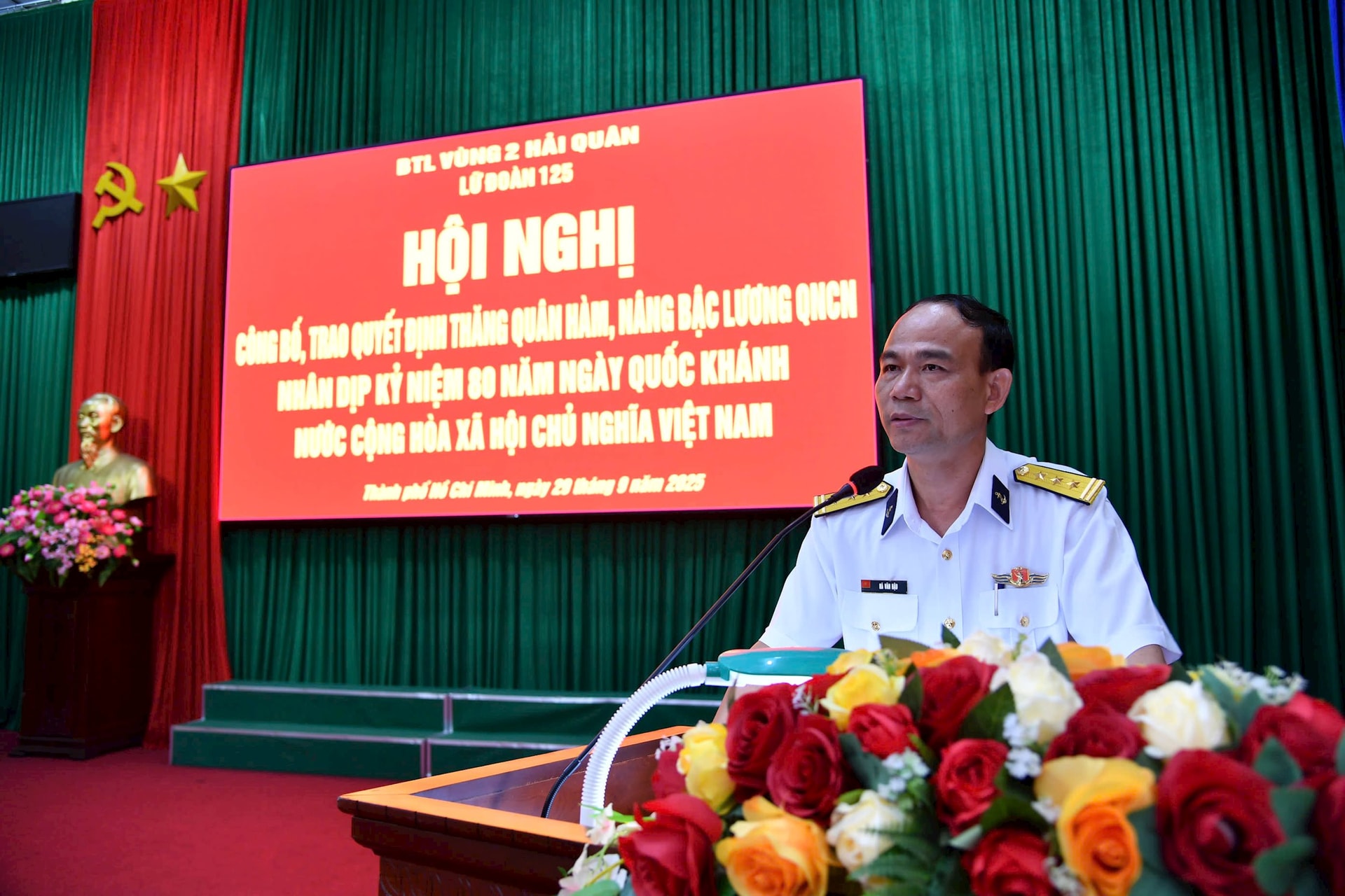anh-1.-thuong-ta-ha-van-hau-pho-chinh-uy-lu-doan-phat-bieu-tai-hoi-nghi.jpg