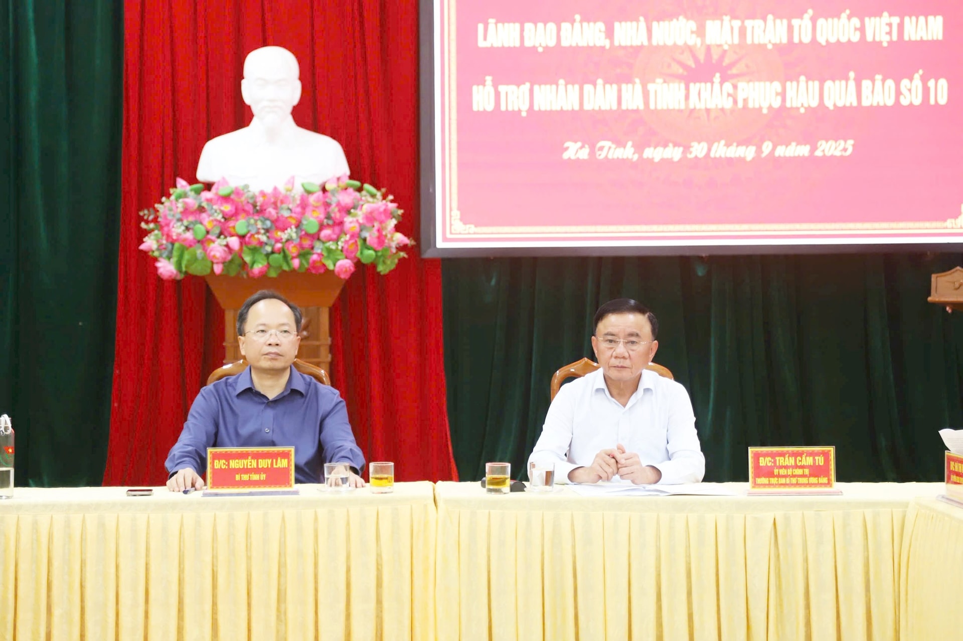 thuong_truc_ban_bi_thu_001.jpg