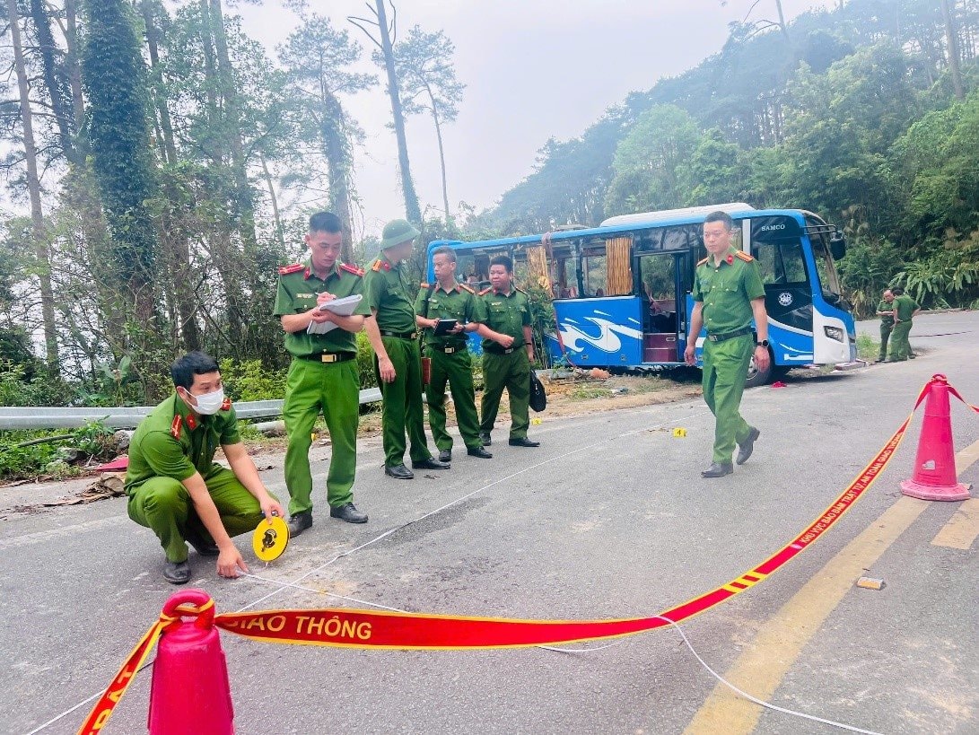 doanh-nghiep-van-tai-mat-xich-then-chot-trong-bao-dam-an-toan-giao-thong-anh-1.jpg