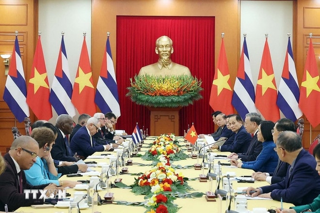 ttxvn-0110-tong-bi-thu-viet-nam-cuba-4.jpg