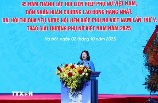 ttxvn-0210-tong-bi-thu-hoi-lien-hiep-phu-nu-viet-nam-3.jpg