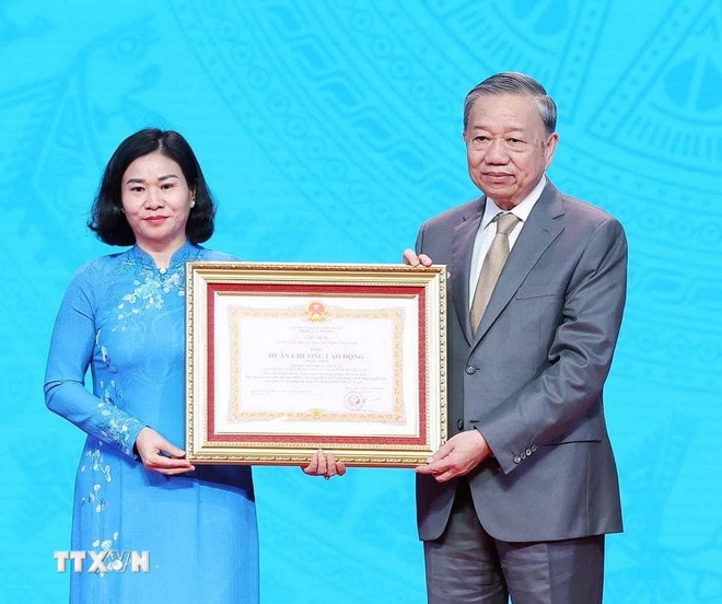 ttxvn-0210-tong-bi-thu-hoi-lien-hiep-phu-nu-viet-nam-15.jpg