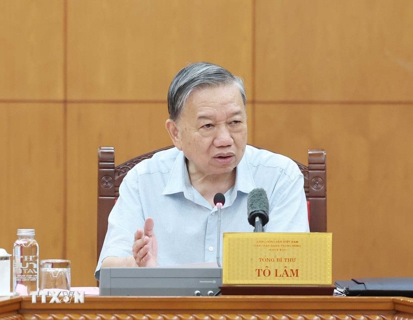 tong-bi-thu-to-lam-chu-tri-buoi-lam-viec-ve-sap-xep-cac-don-vi-su-nghiep-cong-lap-thuc-hien-nhiem-vu-khuyen-nong-8315569-2.jpg