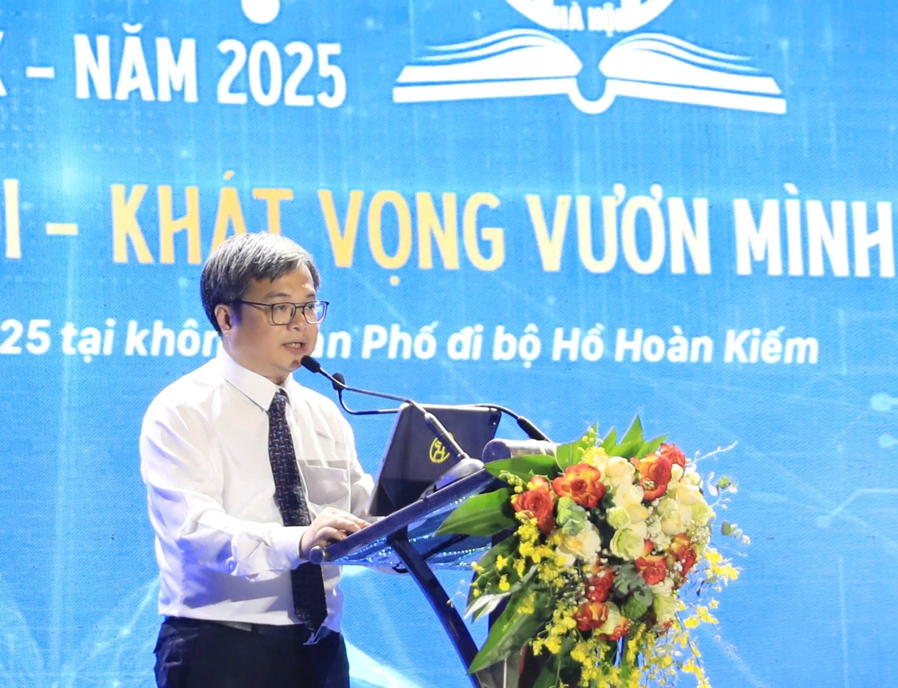 hoi-sach-ha-noi-nam-2025.jpg